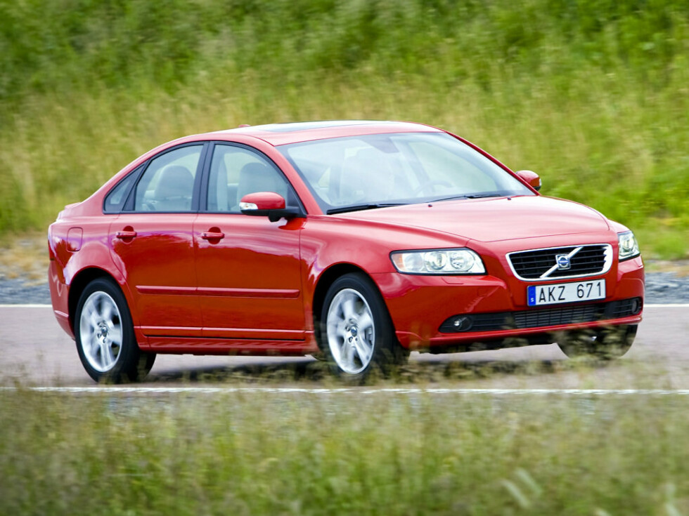 Коврики текстильные "Классик" для Volvo S40 II (седан / MS) 2007 - 2012, темно-серые, 5шт.